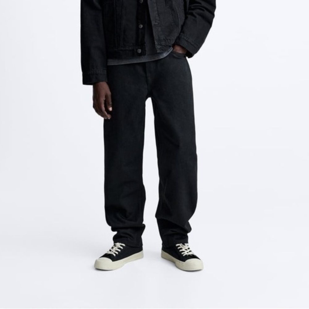 Zara, men’s straight tapered, black jeans size 32 NWT